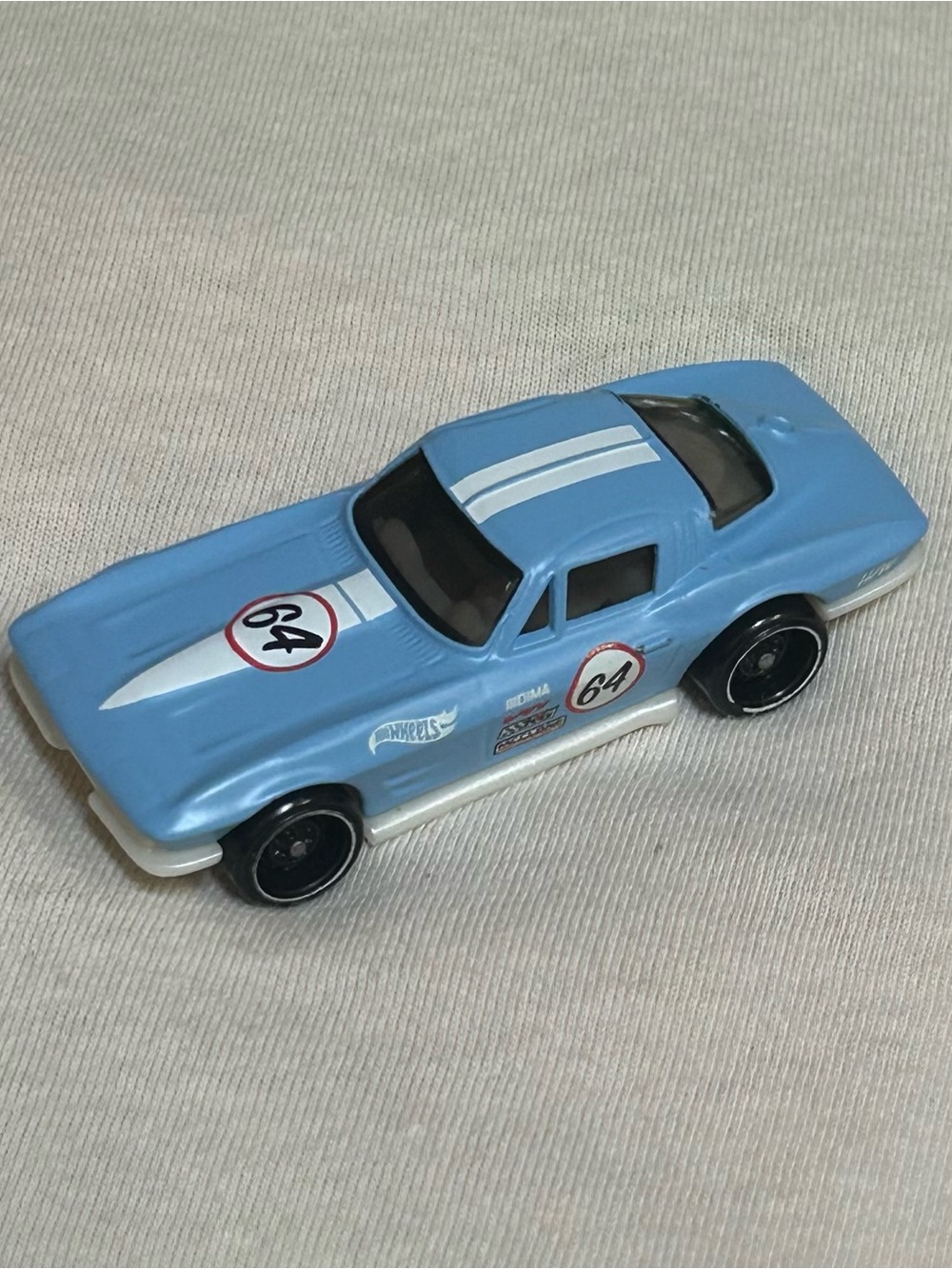 Hot Wheels 2022 Multipack Exclusive '64 Corvette Sting Ray Light Blue No. 64